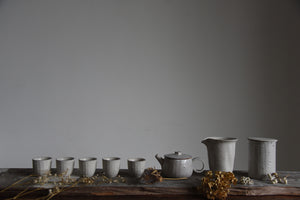 Glazed teaware