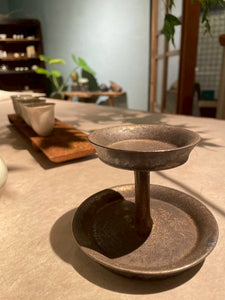 Candle holder