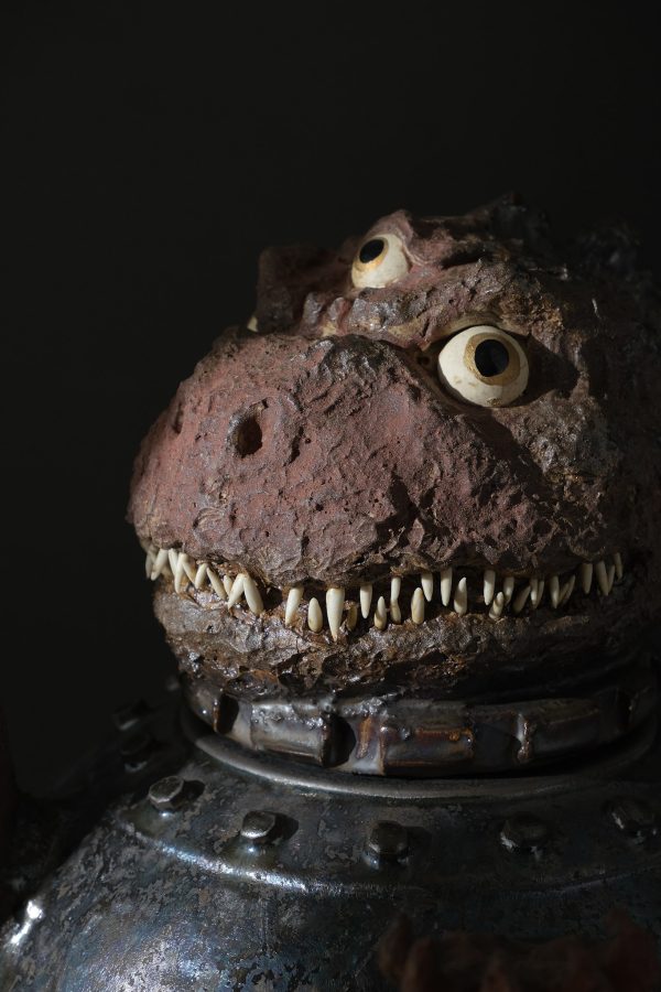 Ceramic Artwork Showcase: Multi-Eyed Monster – DAQIAN - Peter Kuo