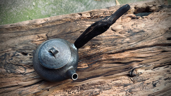 Wood fired teapot |around 250.| 2-6