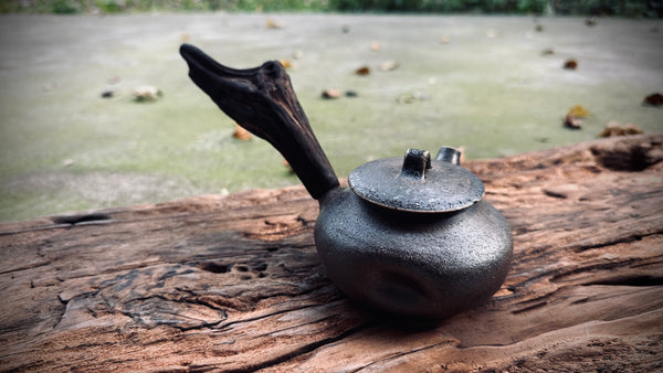 Wood fired teapot |around 250.| 2-6