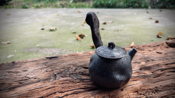 Wood fired teapot |around 250.| 2-10