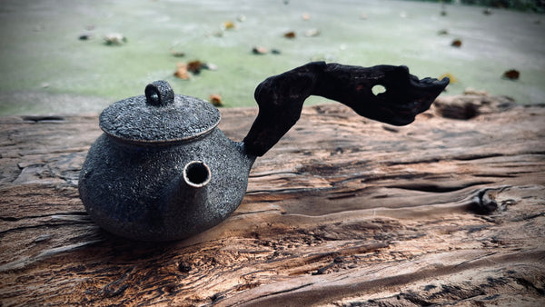 Wood fired teapot |around 250.| 2-13