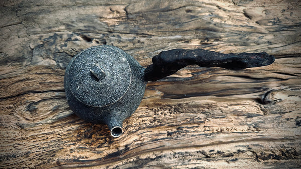 Wood fired teapot |around 250.| 2-13