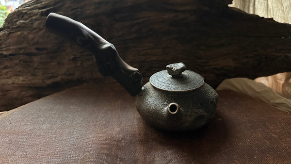 Wood fired teapot around 350ml (serves 5-7people) lefty 1